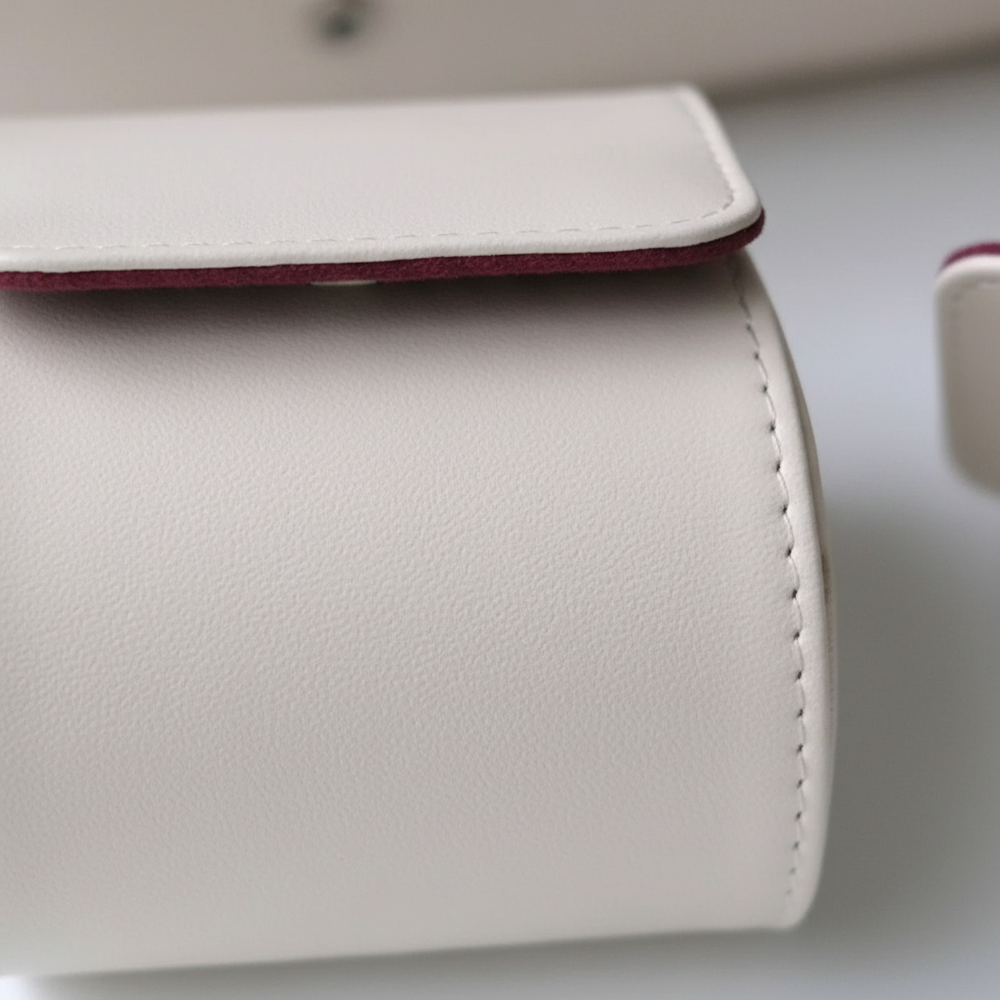 White Leather Watch Roll - MAT_CARD